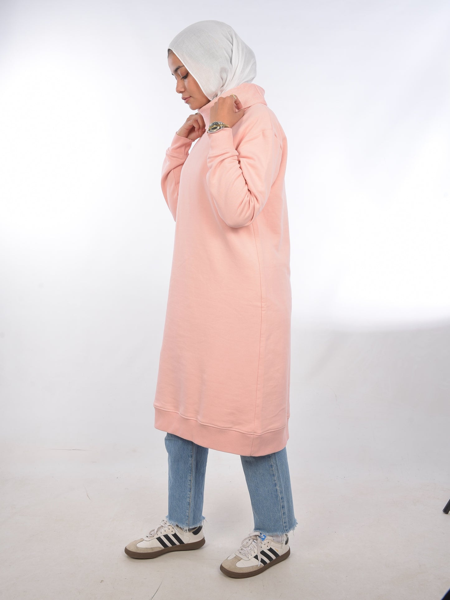 Long sweatshirt