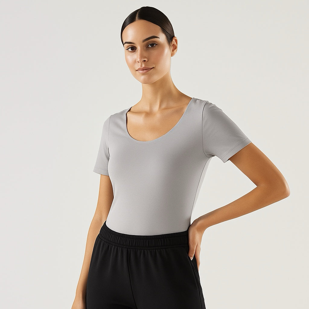 Wide neck - short sleeve